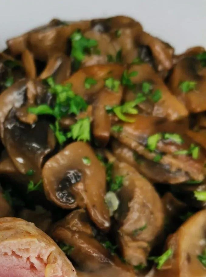 Poêlée de champignons persillés